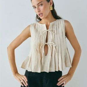 VRG GRL Valeria Linen Top Oatmeal